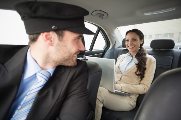 Ride Services : Rapport Chauffeur-Client