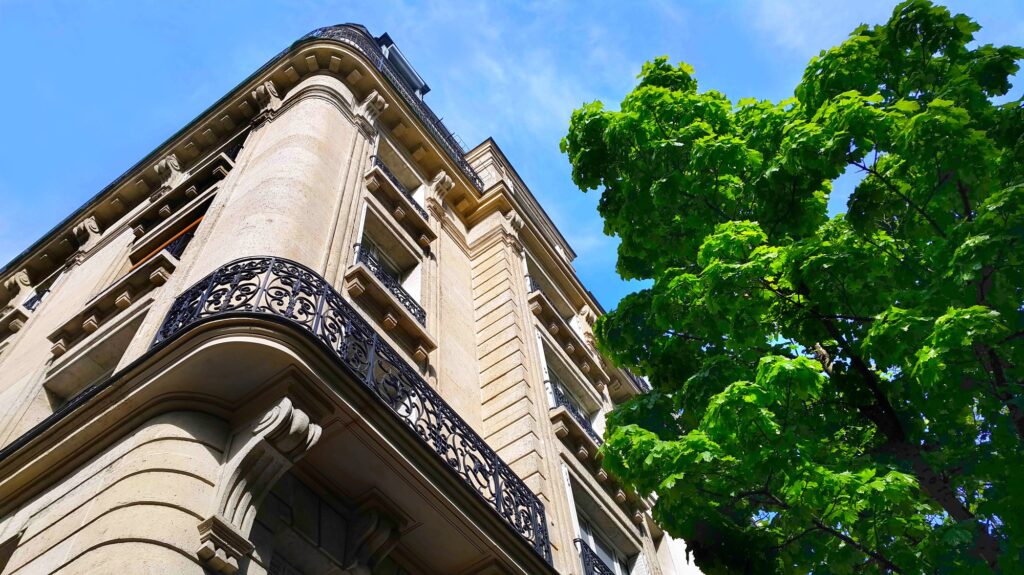 Palaces et Grands Hôtels Parisiens : L’Excellence du Luxe avec Ride Services
